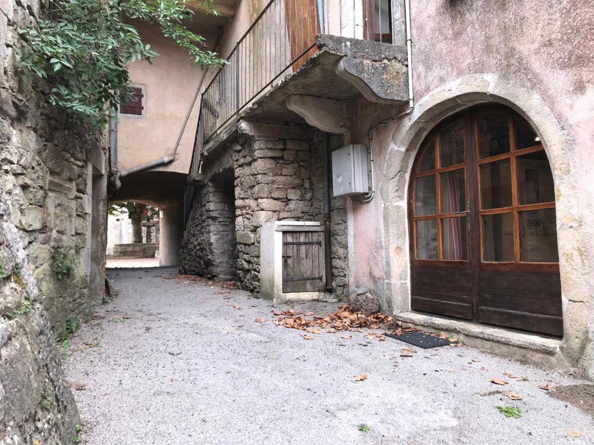 Maison De Village Au Coeur Des Remparts Sainte-Eulalie-de-Cernon Ngoại thất bức ảnh